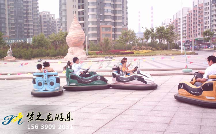 廣場(chǎng)游樂(lè )設備